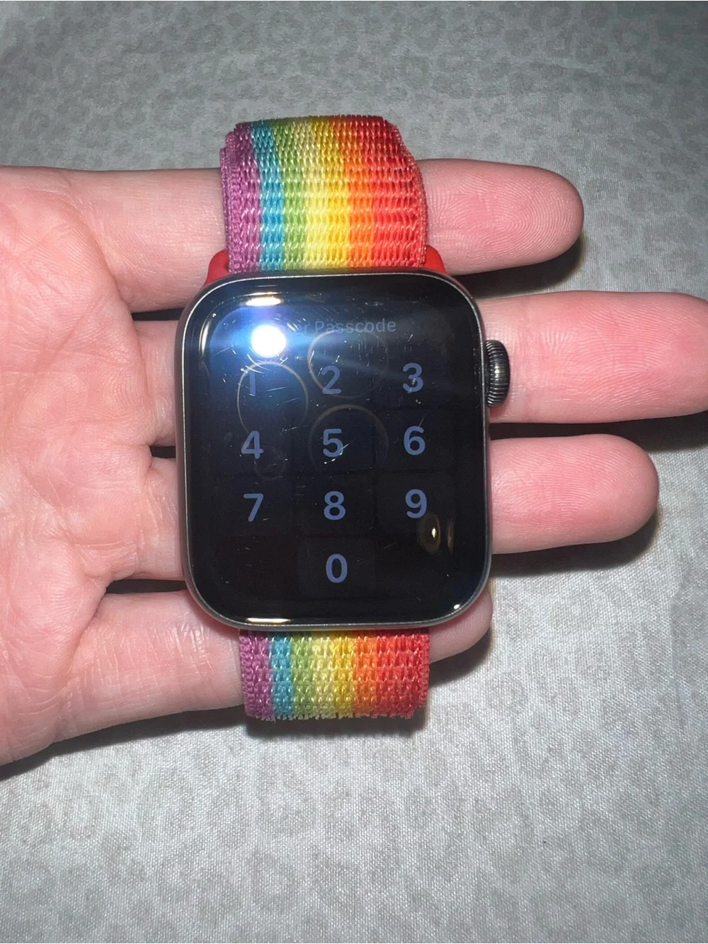 Apple Watch Series 5, 40 mm, GPS + Cellular